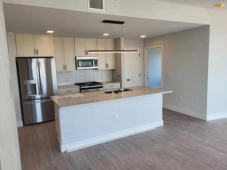 The Adria 179 W. Wilson St. — Photo 94