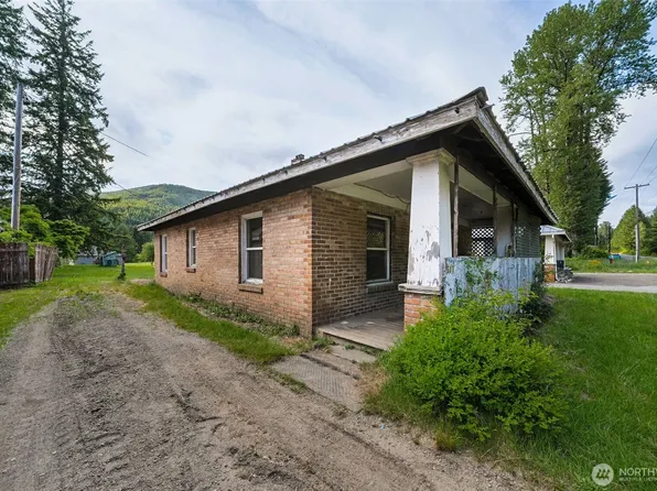 691 State Highway 7, Morton, WA 98356