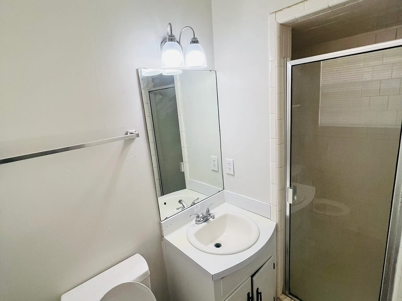 3 bed, 1775 sqft, $1,200 — Photo 3