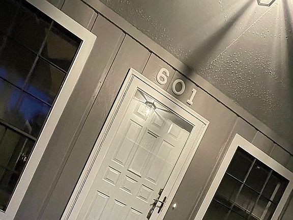 2nd image of 601 Hide A Way Ln
