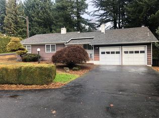 825 Orchard Heights Rd NW, Salem, OR 97304