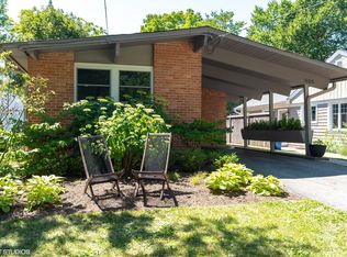 806 Pleasant Ave, Highland Park, IL 60035