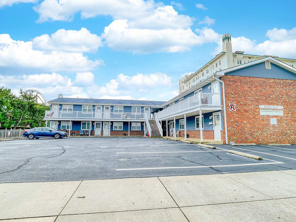 2nd image of 1027 Ocean Ave APT 4