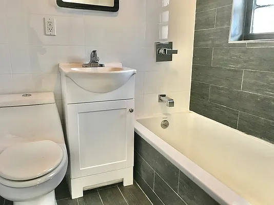 Rented by EXR | media 3