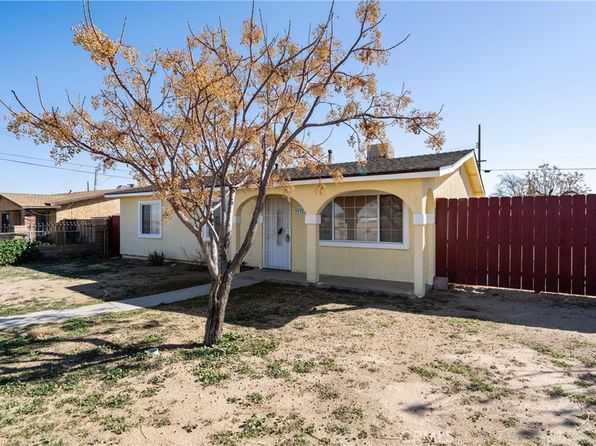 39322 10th St E, Palmdale, CA 93550