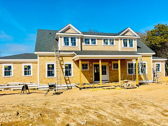 2nd image of 7 Marthas Way