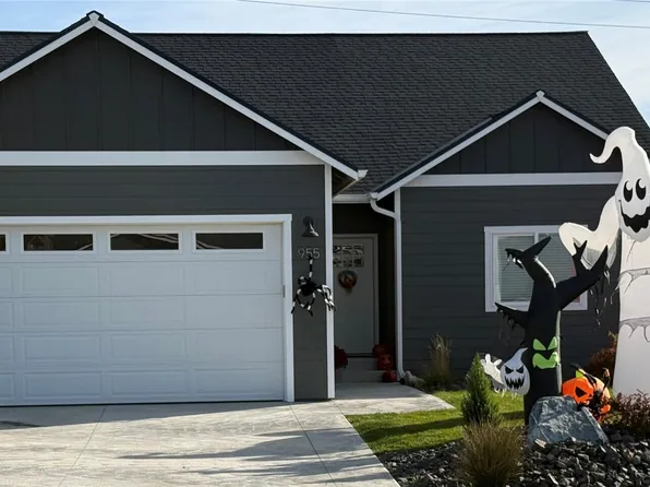 955 N Macaw Avenue, East Wenatchee, WA 98802