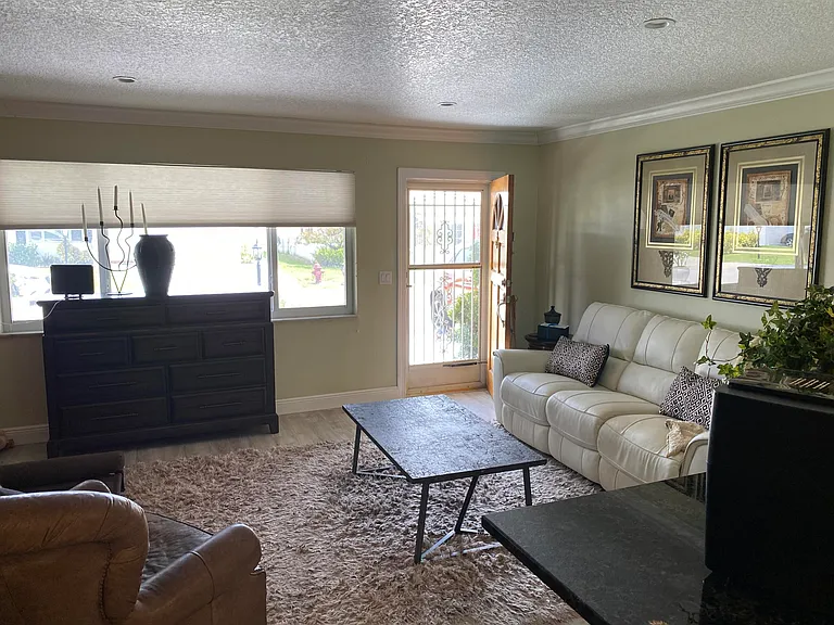 1101 Leisure Ln — Photo 5
