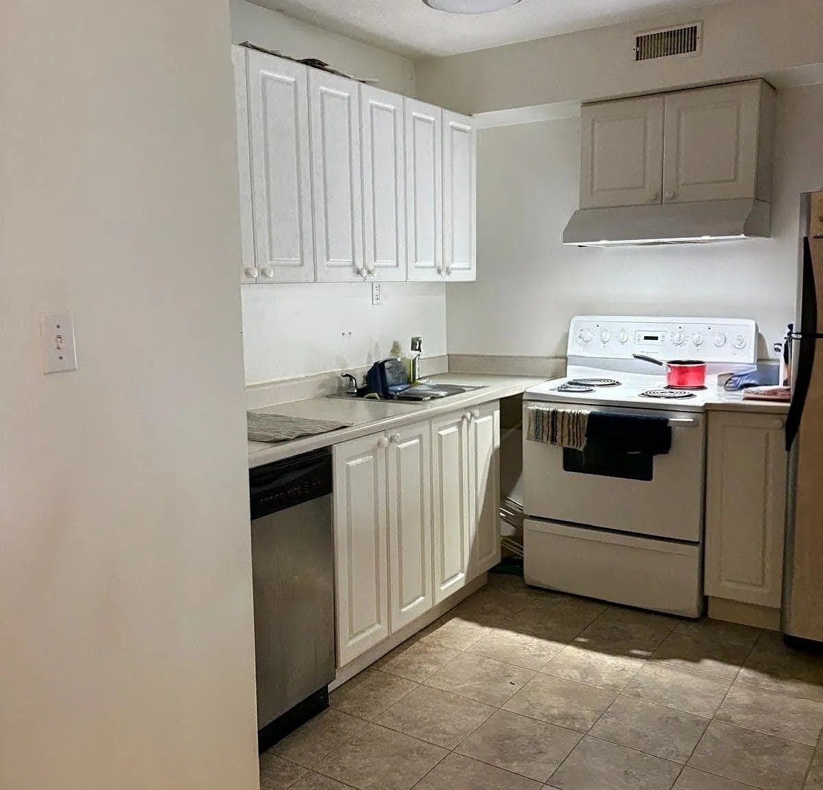 1 bed, $1,590 — Photo 4