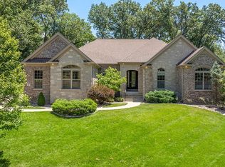 5 Watch Hill Rd, Saint Louis, MO 63124