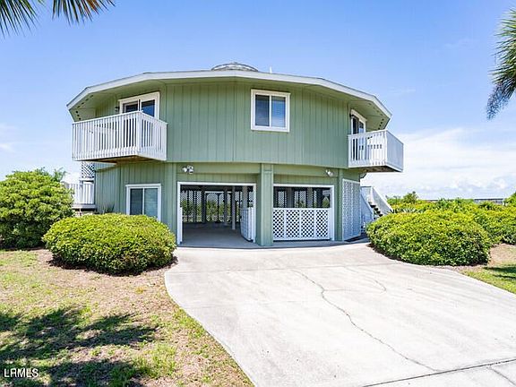 2nd image of 166 Harbor Dr