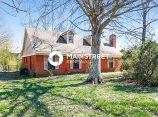 6102 Chickasaw Dr, Olive Branch, MS 38654