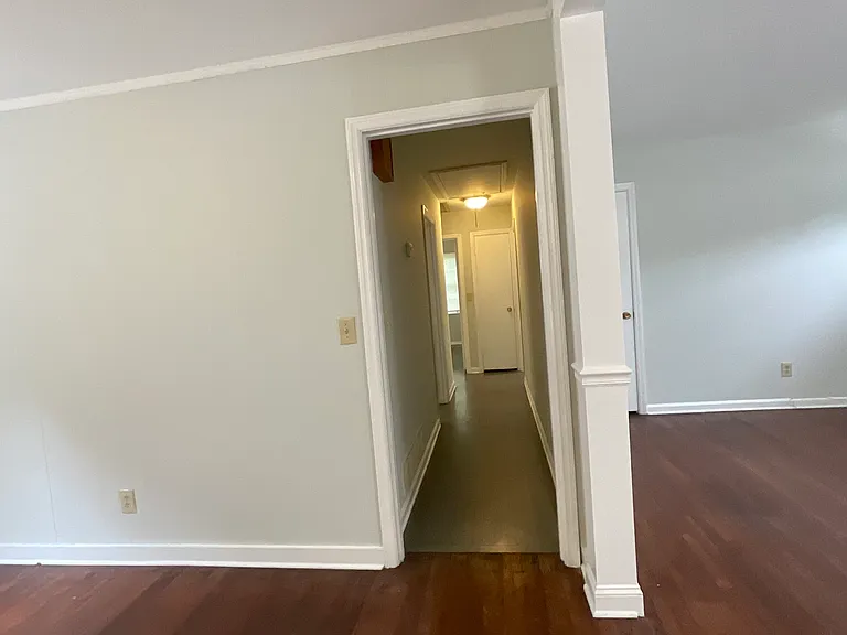 345 Norcross St — Photo 9