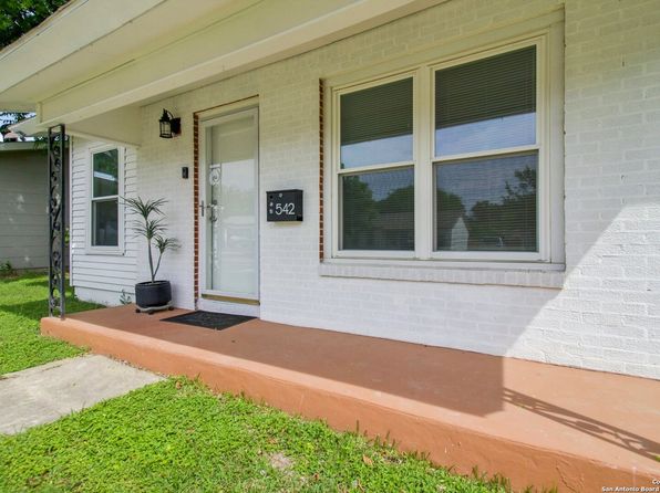 542 Williamsburg, San Antonio, TX 78201