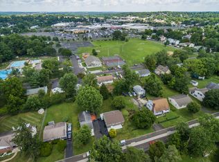 2559 Pierce Ave, Willow Grove, PA 19090