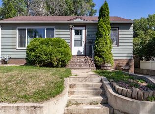 1124 8th St NW, Minot, ND 58703