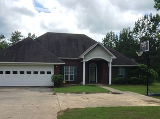 2009 E Church St, Booneville, MS 38829
