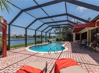 2270 Queens Way, Naples, FL 34112