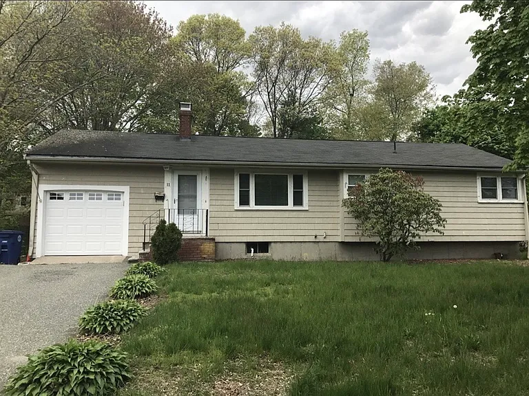 11 Selwyn Rd — Photo 1