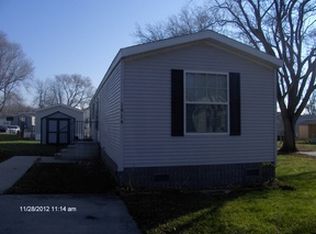 1914 Patrick Henry Cir, Urbana, IL 61802