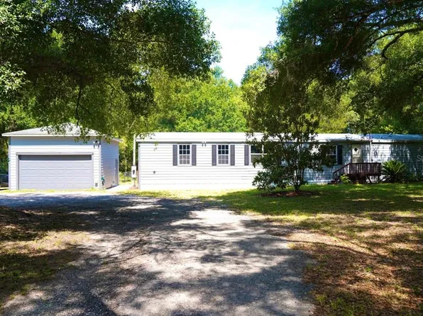 8361 Foxfire Rd, Brooksville, FL 34613