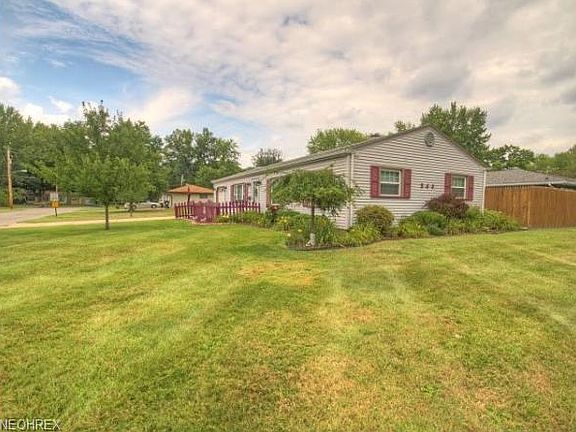 2nd image of 566 Pierce Dr