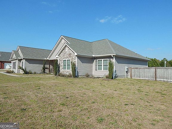 2nd image of 907 Cliett Rd