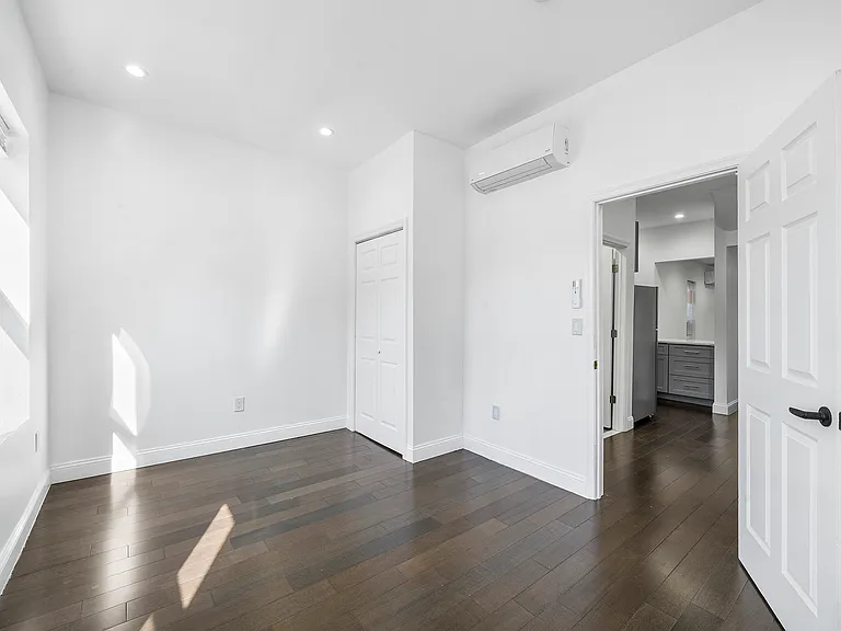 2319 N College Ave #B — Photo 5
