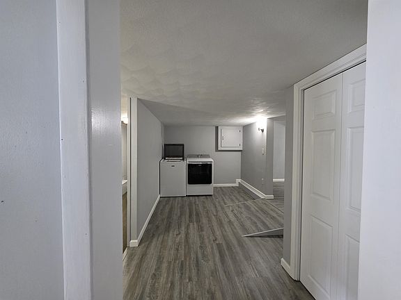 4th image of 204 S Church St