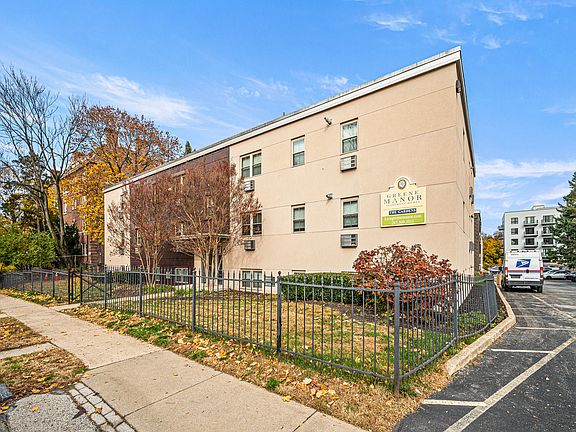 greene-manor-exteriors-7-of-31