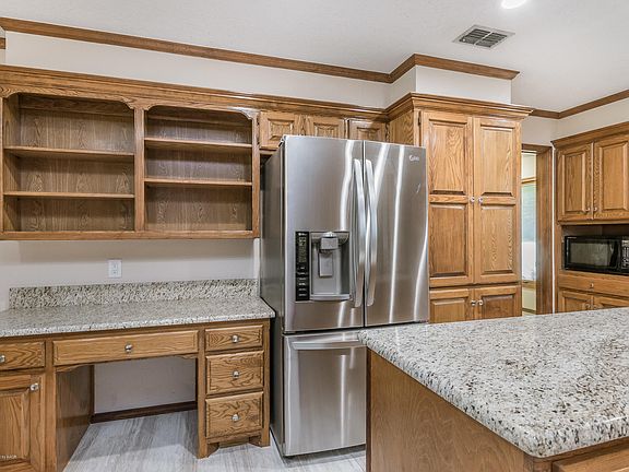 5th image of 7604 Baughman Dr