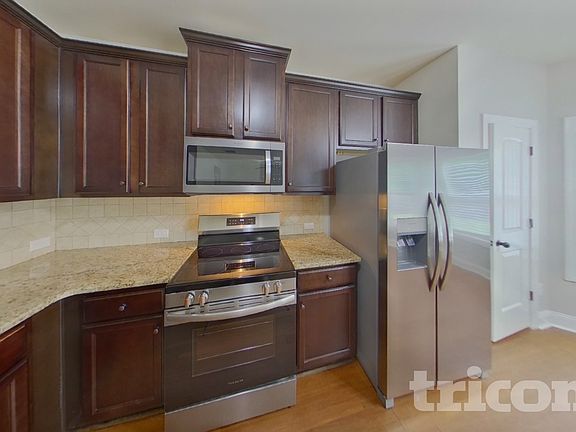 5th image of 217 Adeline Ln