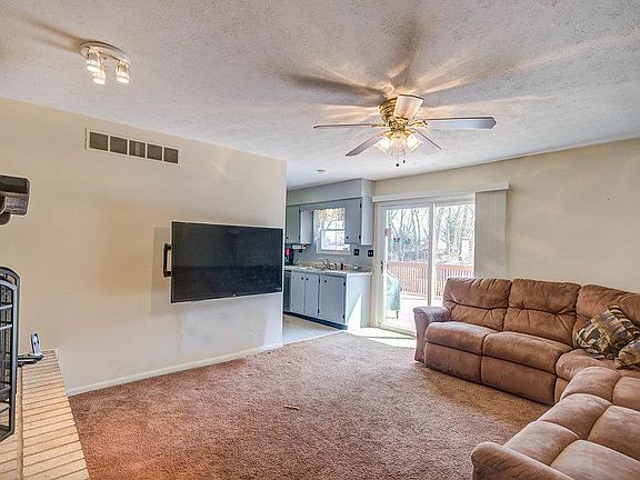5th image of 1461 Evalie Dr