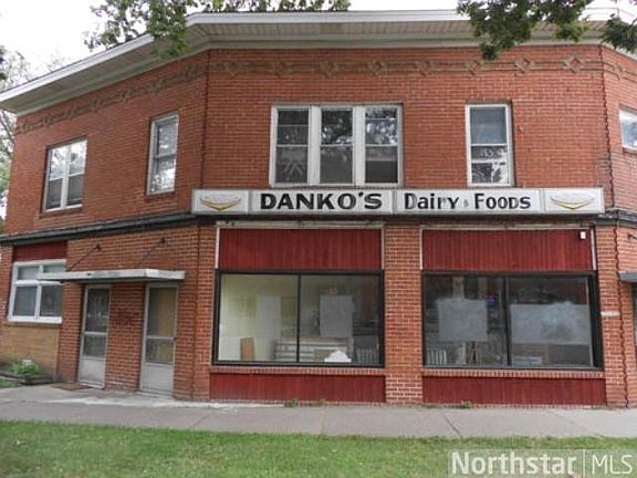 2nd image of 3263 Minnehaha Ave