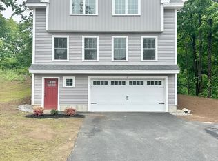32 Copley Dr, Dover, NH 03820