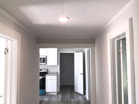 5th image of 1012 4th St