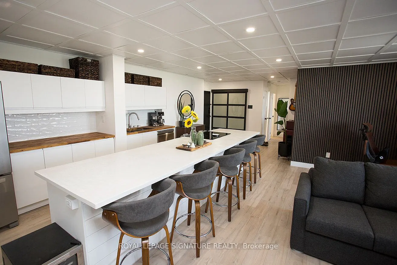2 bed, $2,900 — Photo 4