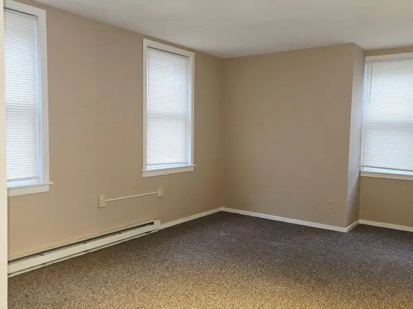 1 and 2 bedroons available, 1119 W Linden St, Allentown, PA 18102