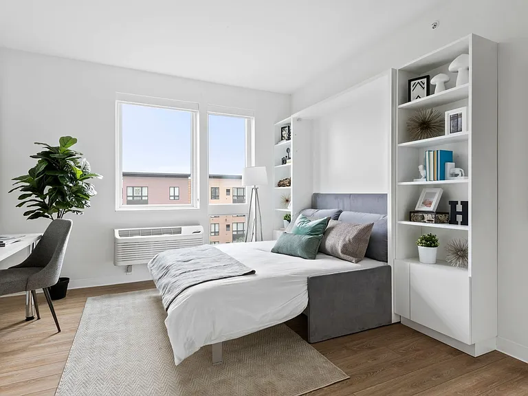 Trademark Apartments — Photo 20
