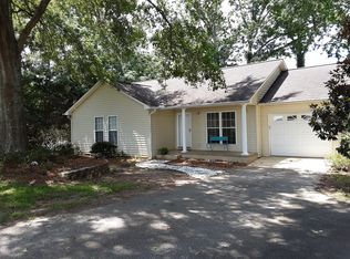 132 Waterfront Dr, Cobb, GA 31735