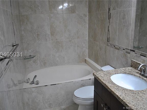 3rd image of 10192 Royal Palm Blvd #804-8