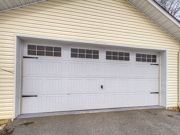 2nd image of 1024 Rosella Dr
