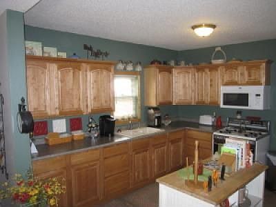 3rd image of 816 West Ave