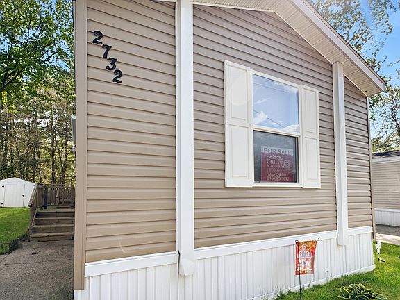 2nd image of 2732 Timmins St SW