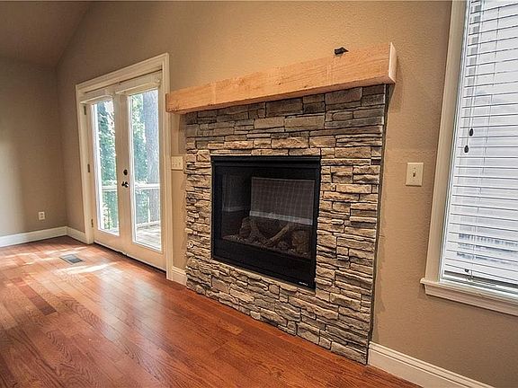 4th image of 3200 Cardinal Creek Cir