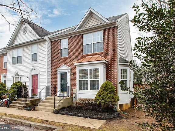 3rd image of 1210 Carli Ct #1210