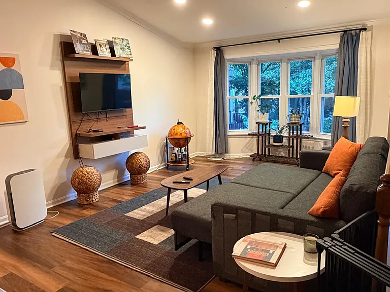 11 Watch Hill Pl — Photo 5