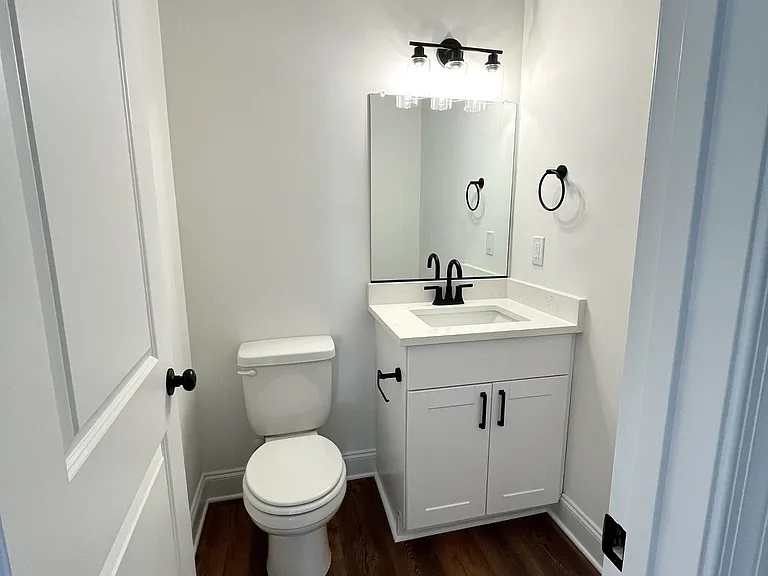 110 Aaron Pl — Photo 12