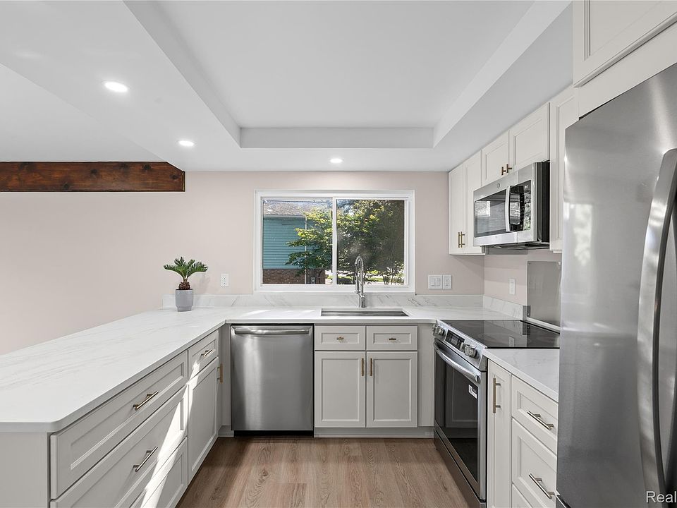 1960 Glen Iris Dr, photo 6