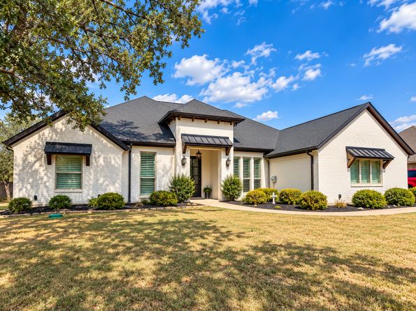 101 Sugartree Cir